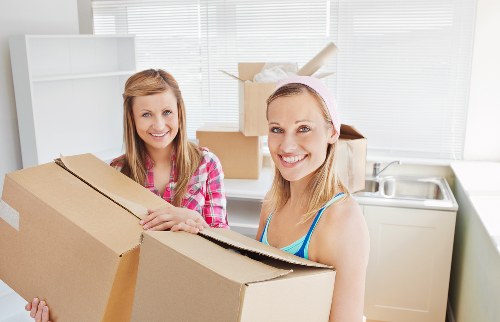 Furniture and box storage service in Maida Vale
